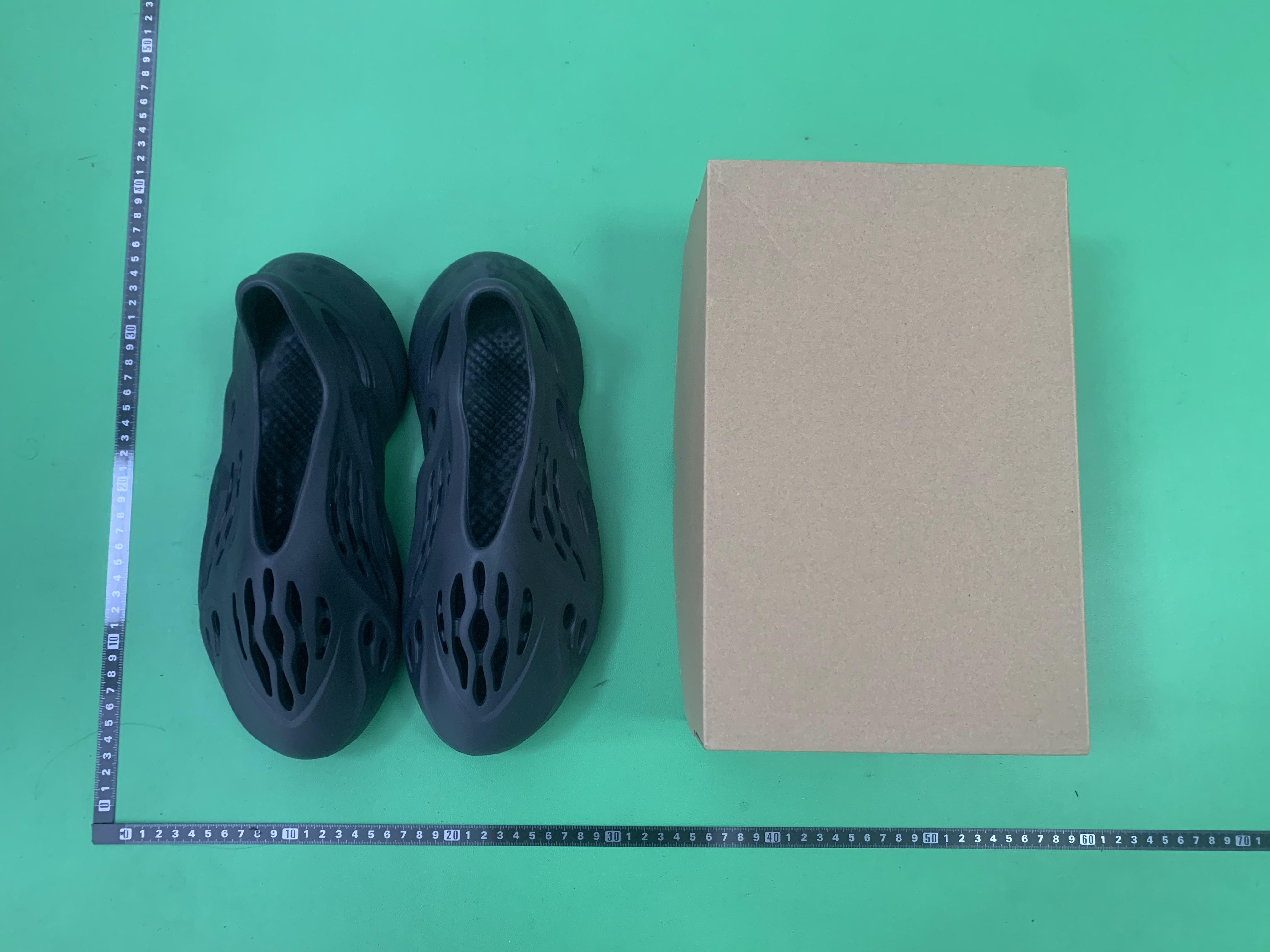 LW Batch Yeezy Foam Rnna -6