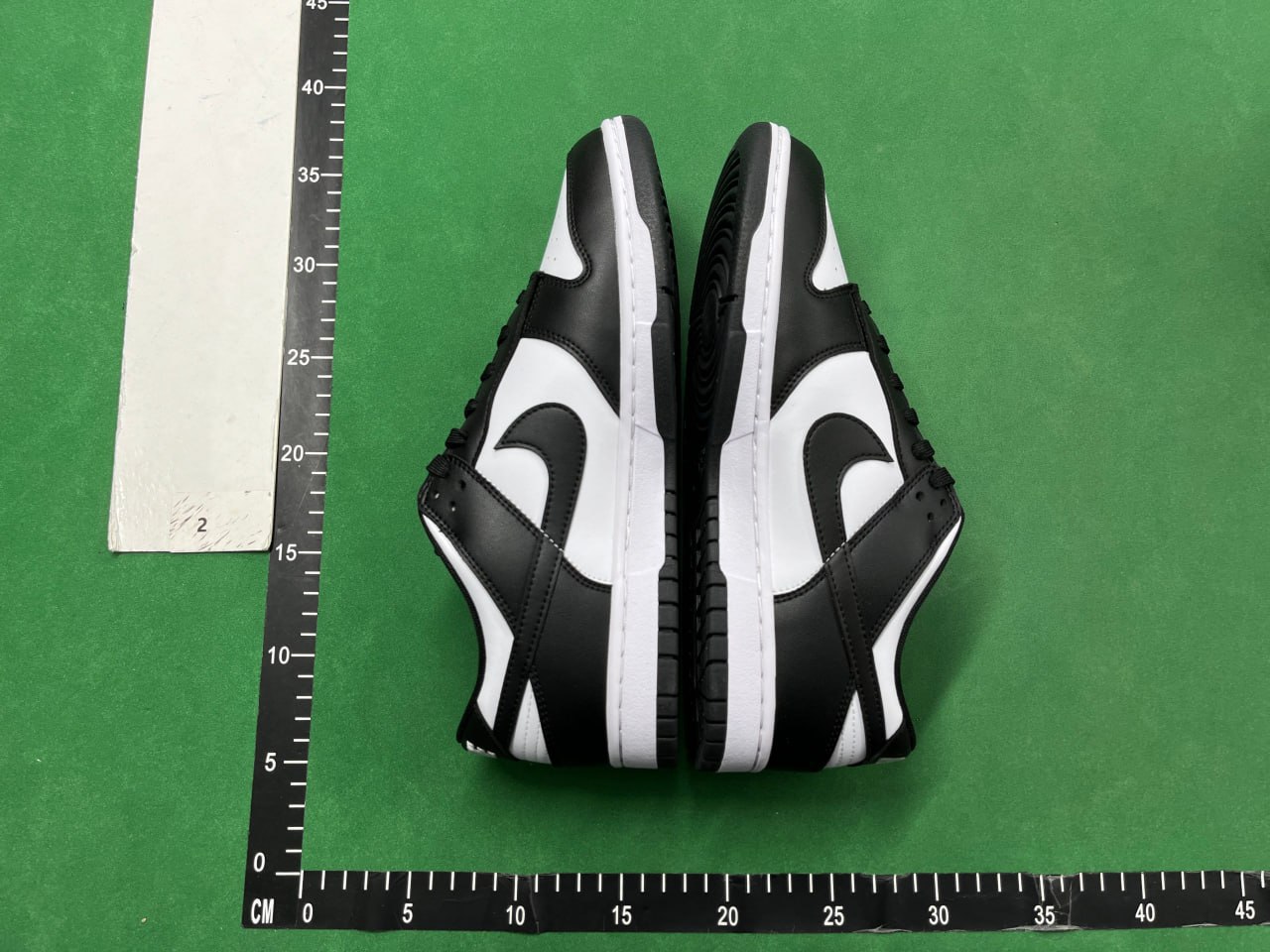 FK  Batch   Nike - Dunk Low Essential -8