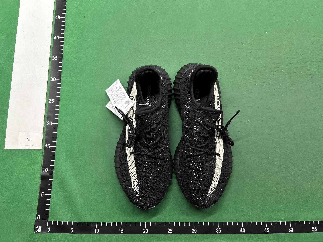 adidas Yeezy Yeezy Boost 350 V2  -7