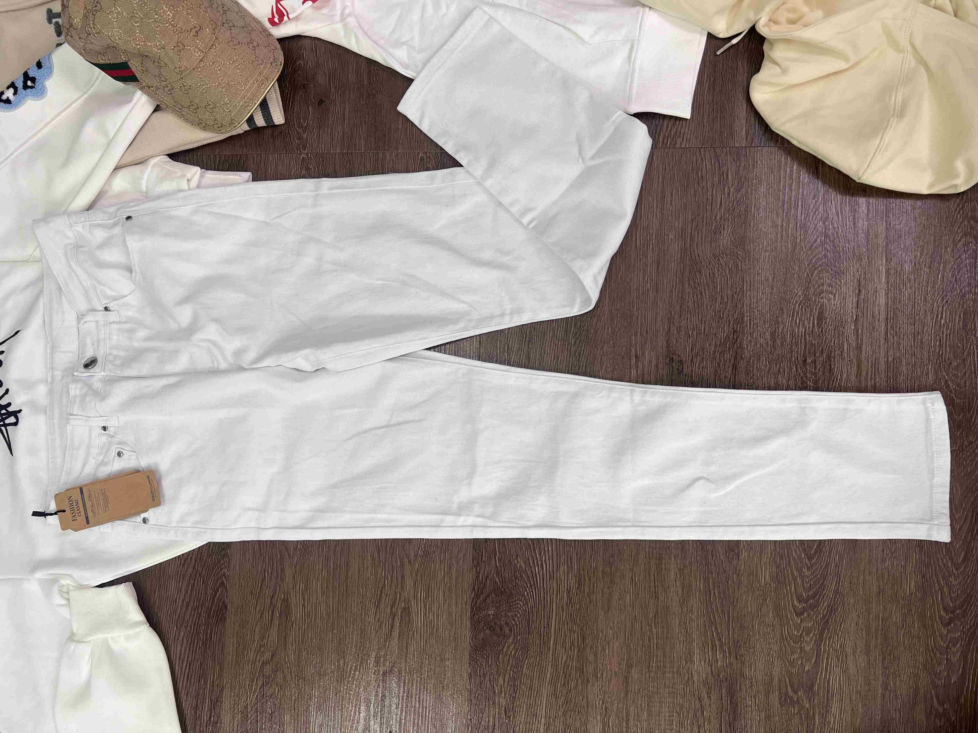 4 (2)_compressed.jpg